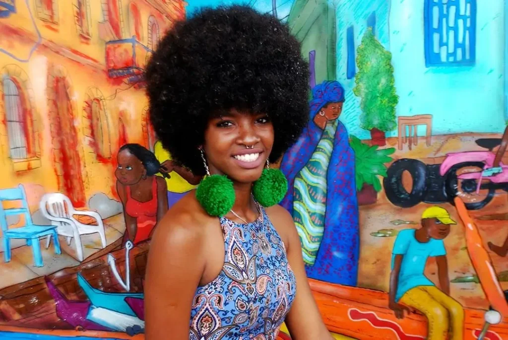 Estúdio África ocupa Rua Chile no Viver Salvador com arte, tradição e identidade afro-baiana